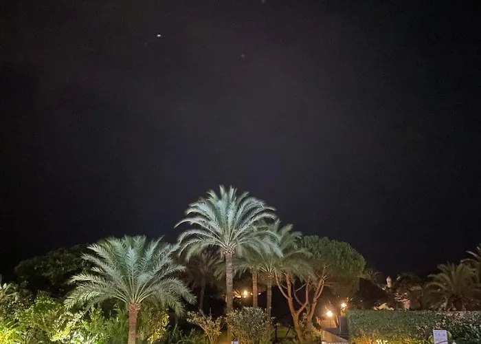 Estudio Con Terraza En Marbella